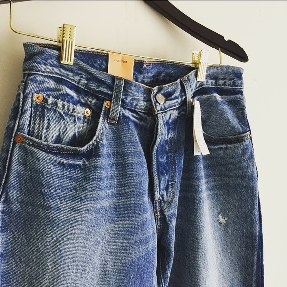 LAST DAY TO PURCHASE FINAL MARKDOWN Levi’s Jeans - Picture 7 of 7